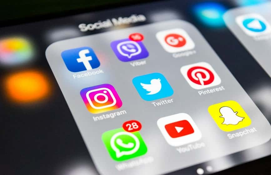Vers une certification d'identité obligatoire sur les réseaux sociaux ?