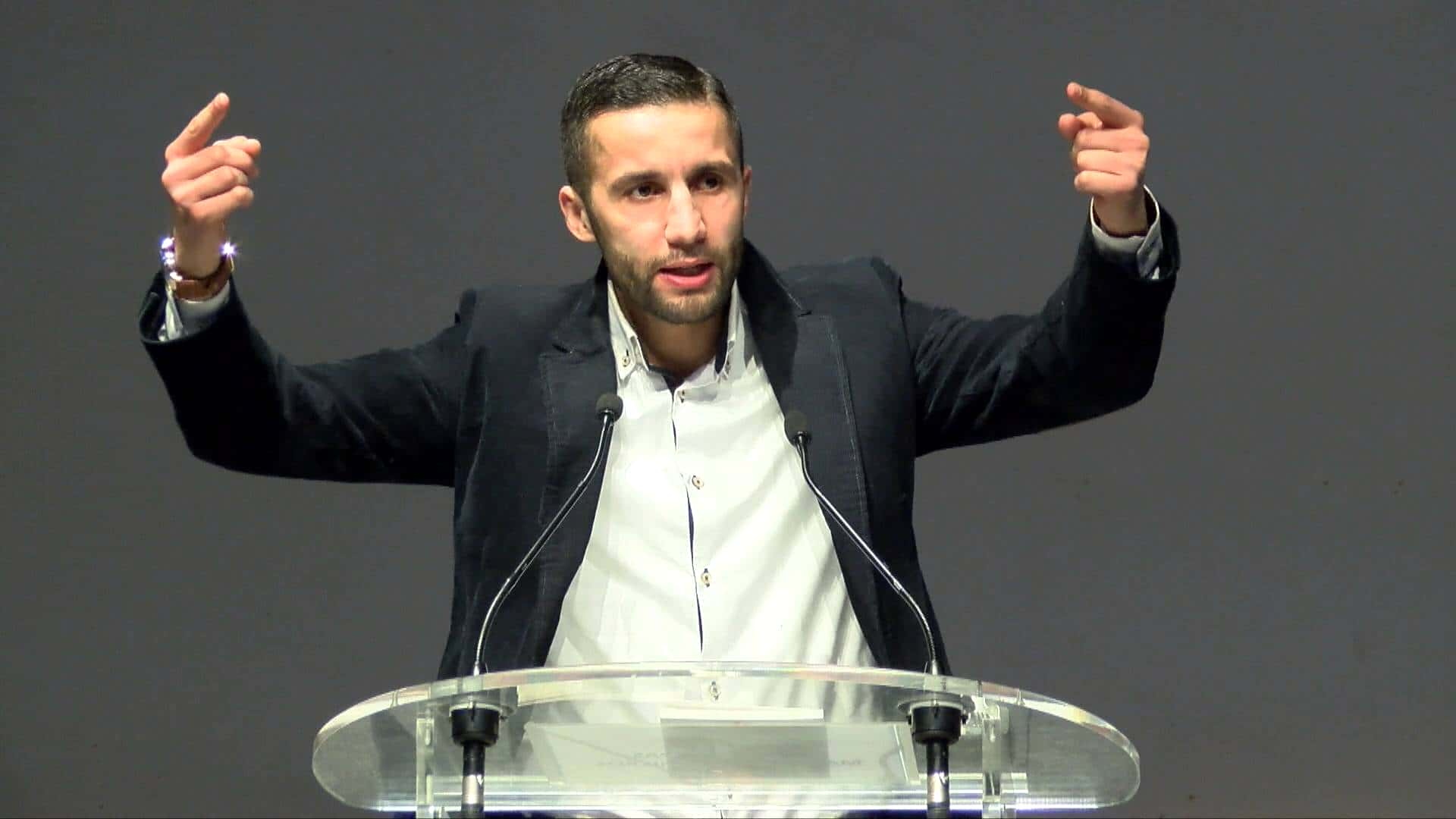 Sofiane Meziani : de la crise du sens à la critique démocratique