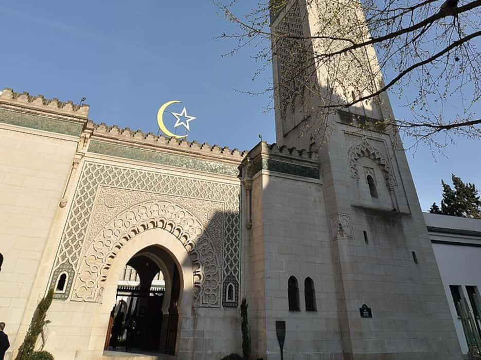 Les députés français réclament un élargissement des motifs de fermeture des mosquées
