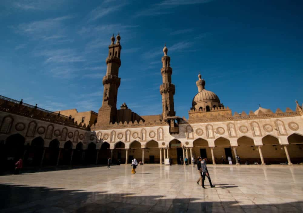 L’imam Mahmud, René Guénon et les Frères musulmans : droit de réponse de M. Avon
