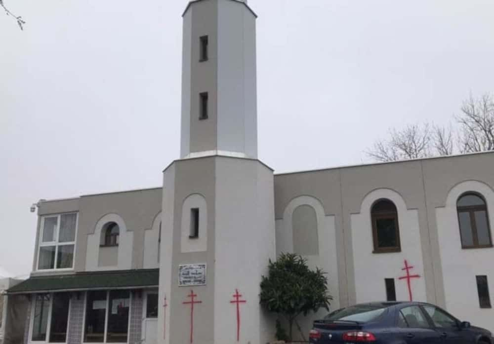 Deux nouvelles mosquées tagguées, à Besançon