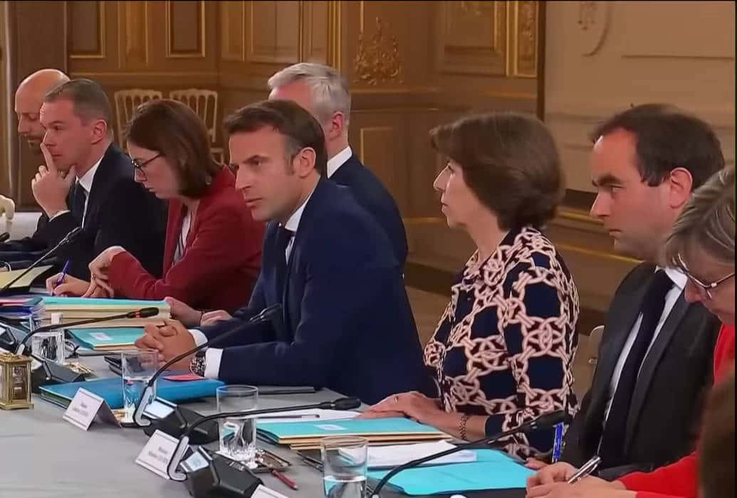 Macron : 19 millionnaires dans le gouvernement d'Elizabeth Borne