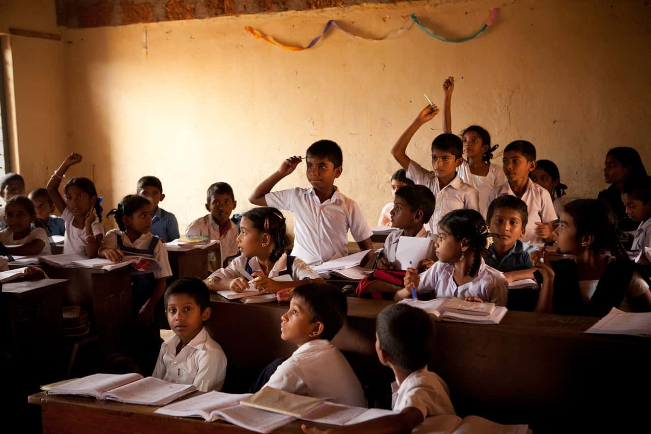 Gandhi et la période musulmane effacés des manuels scolaires en Inde