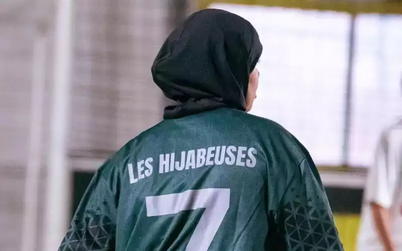 Football : le Conseil d’État maintient l’interdiction du hijab en compétition