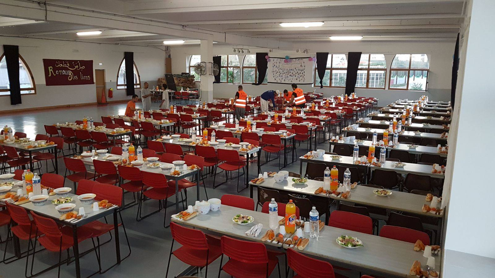 Ramadan 2025 : entraide et solidarité dans les mosquées de France
