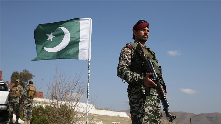 La confrontation militaire s'intensifie entre l'Inde et le Pakistan