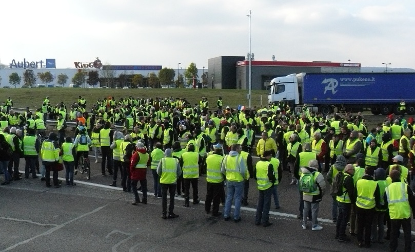 France : Appel social à « un arrêt total et illimité du pays » le 10 septembre ?