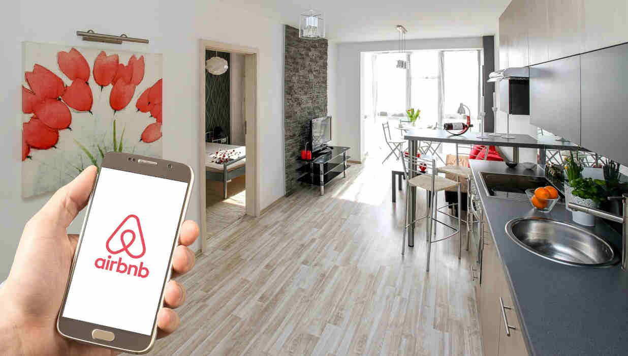 Colonies israéliennes : Airbnb et Booking.com visés par la justice néerlandaise