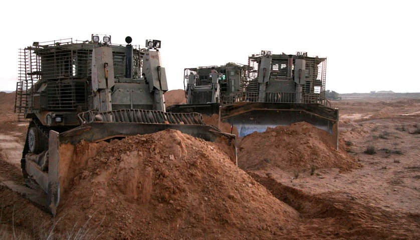 Gaza : Israël a déplacé et enterré des Palestiniens affamés au bulldozer