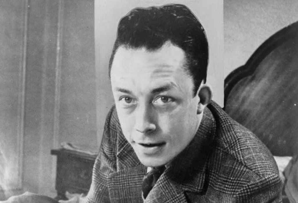Albert Camus : "Tout ce qui dégrade la culture raccourcit les chemins qui mènent à la servitude"