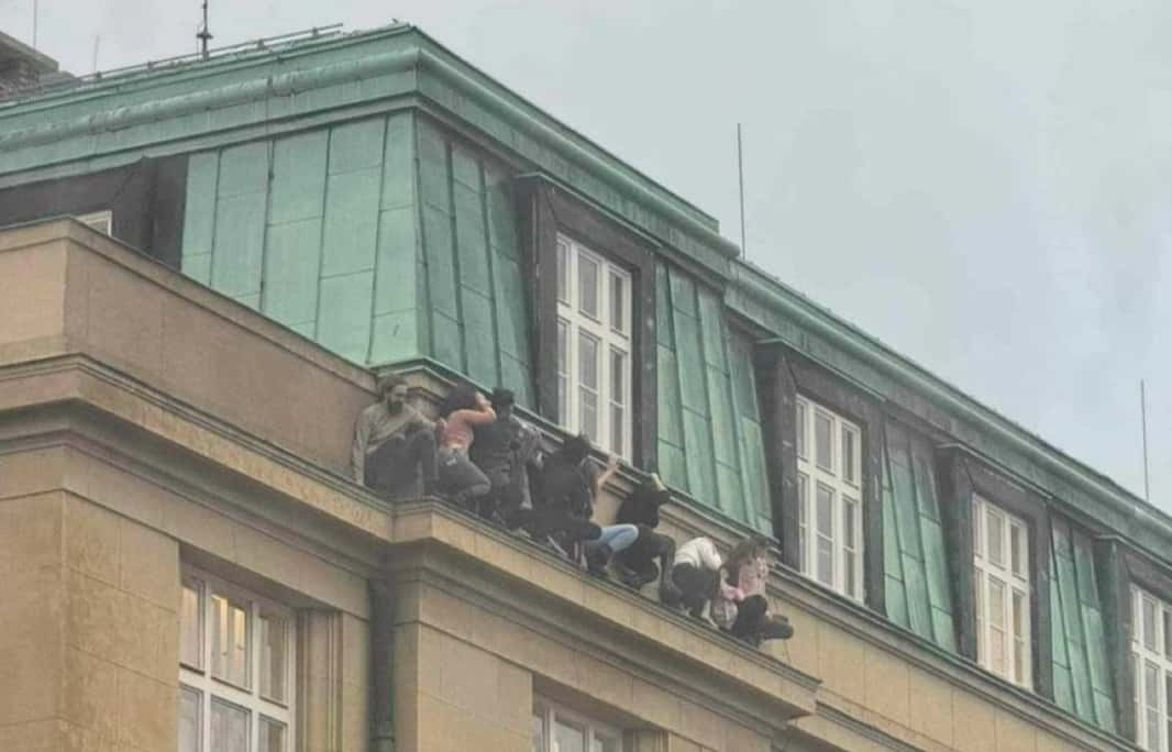 République Tchèque : Fusillade dans une université de Prague