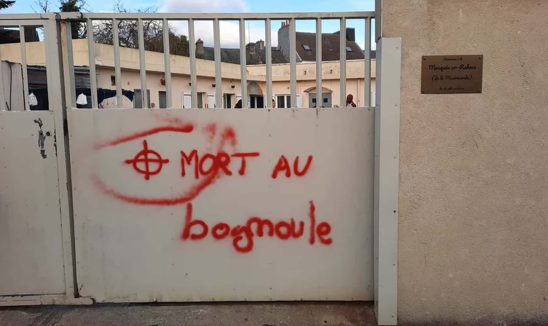 Islamophobie : deux mosquées ciblées par des menaces de mort
