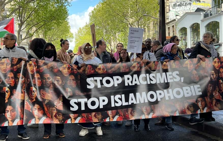 Paris : des milliers de manifestants défilent « contre les racismes »