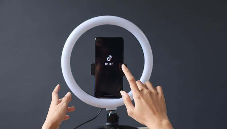 Le réseau social TikTok en voie d'extinction ?