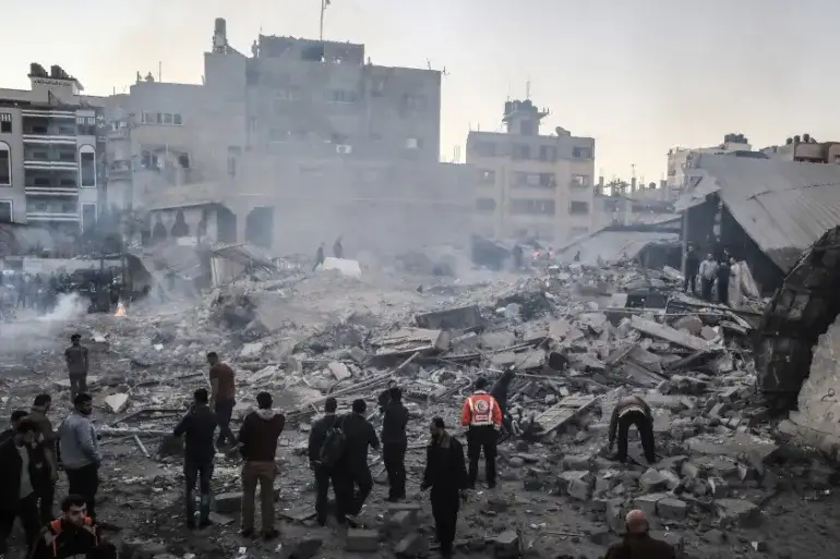 Gaza : plus de 100 morts civils après une frappe israélienne sur un immeuble