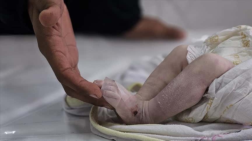 Après les bombardements et la faim, les enfants de Gaza meurent de froid